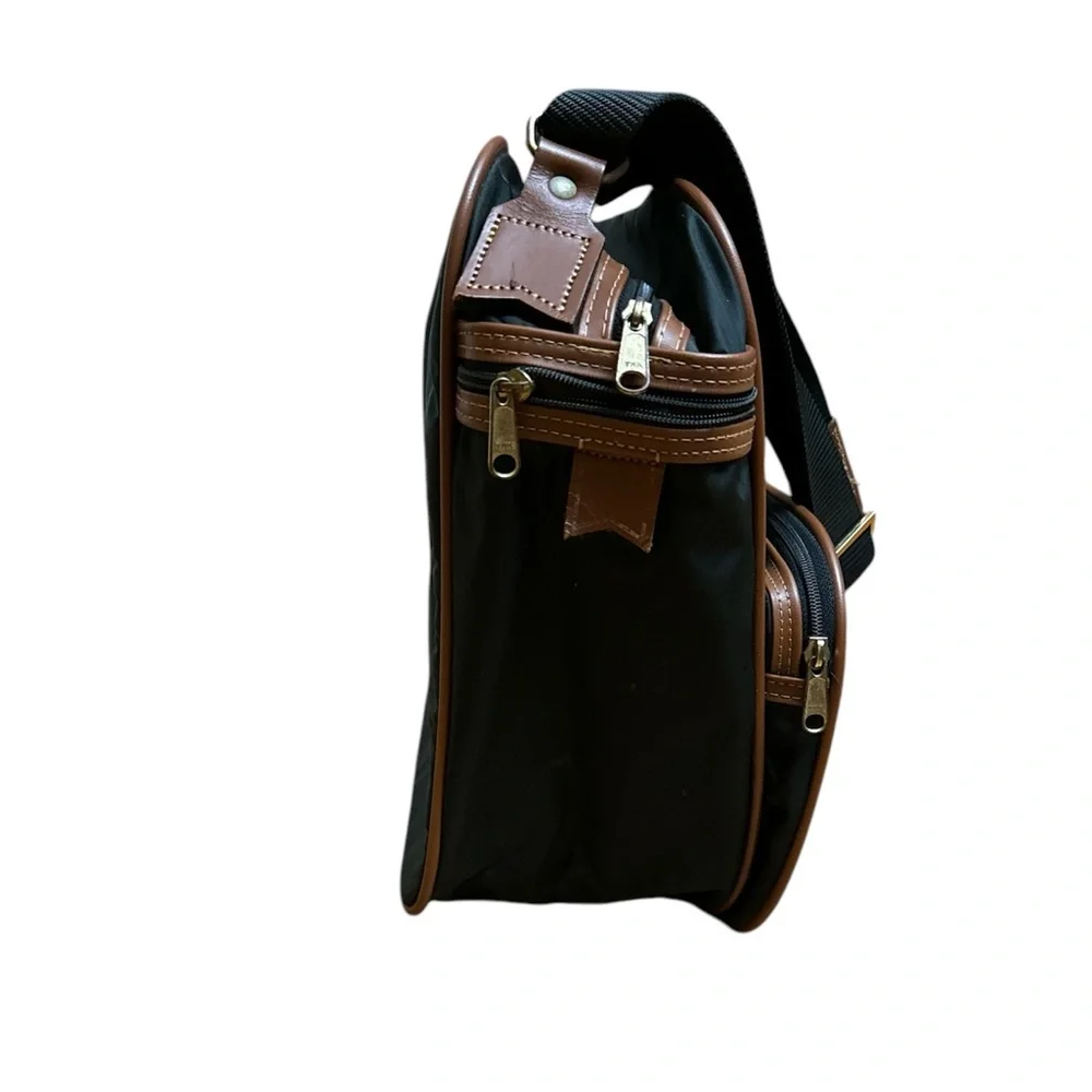 Vintage Lark Nylon Carry-All Bag Tote